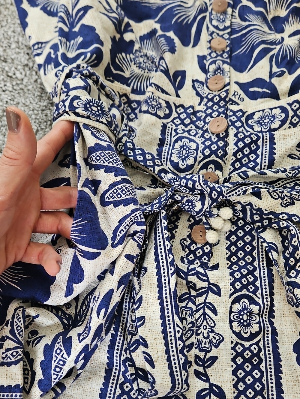Nwt Farm Rio Blue and White Floral Tie-Waist Romper L - Picture 8 of 12
